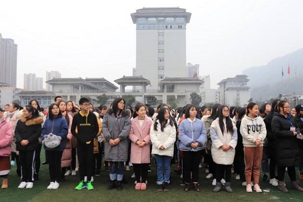 成都最好的廚師職業(yè)學(xué)校排名 學(xué)烹飪