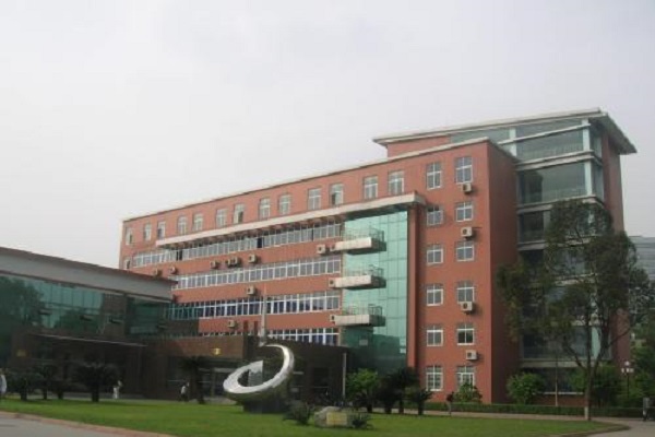 四川鐵路學(xué)校有哪些專業(yè)合適女孩