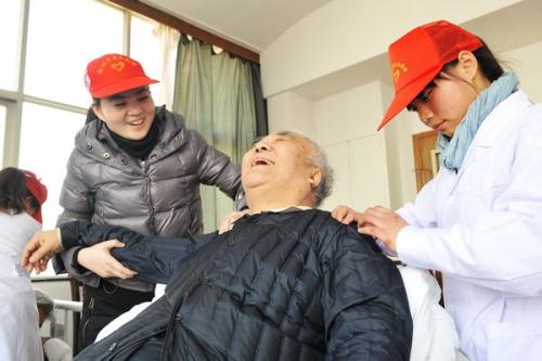 2021年四川讀什么護理學(xué)校比較好？圖3