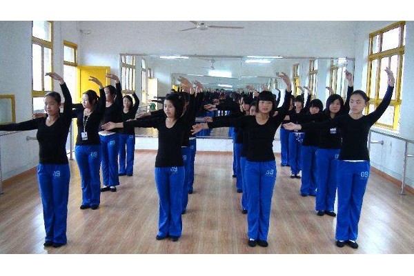 四川2021年男孩子上哪些中專學(xué)校好