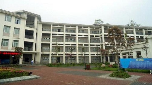 中國(guó)核工業(yè)成都機(jī)電學(xué)校如何、怎么樣