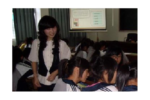 2021年四川計(jì)算機(jī)學(xué)校有哪些專業(yè)適合女生？