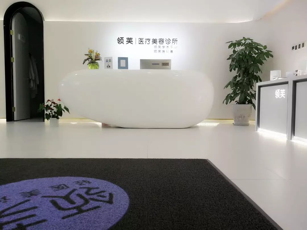 成都學(xué)醫(yī)美哪家學(xué)校好(川內(nèi)學(xué)醫(yī)的專(zhuān)科學(xué)校)