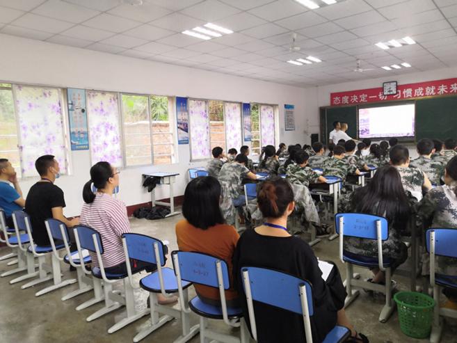 包含綿陽航空學(xué)校2020招生簡(jiǎn)介的詞條