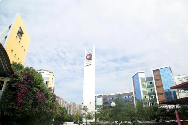 關于成職院高新校區(qū)有什么專業(yè)的信息圖2