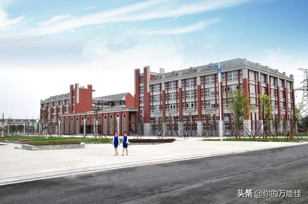 成都職業(yè)技術學院高新區(qū)圖片(成都職業(yè)技術學院地址高新區(qū)圖片)圖1