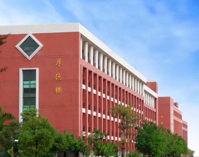 重慶口碑好的職業(yè)學校有哪些(重慶電訊職業(yè)學?？诒趺礃?