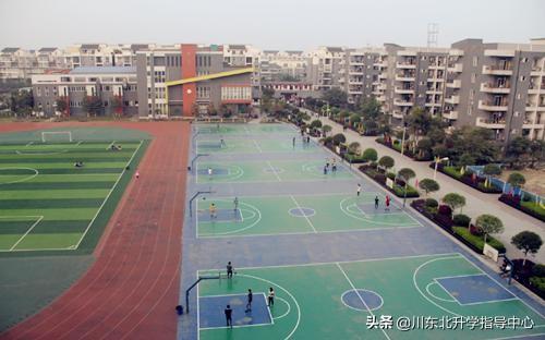 成都鐵路工程學(xué)校學(xué)費(fèi)多少(山西省鐵路工程學(xué)校學(xué)費(fèi)多少)圖1