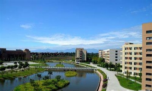 四川鐵路學校哪個好(四川最好的鐵路學校是哪一所)