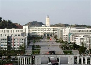 四川交通技師學(xué)院(四川交通技師學(xué)院怎么樣)