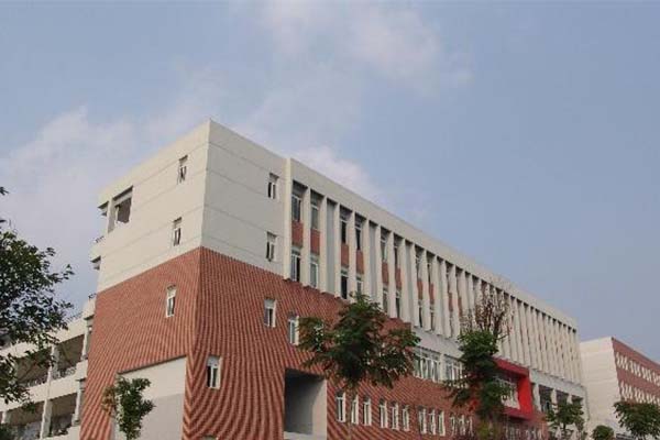 瀘州有哪些職高學校(成都職高學校有哪些比較好)