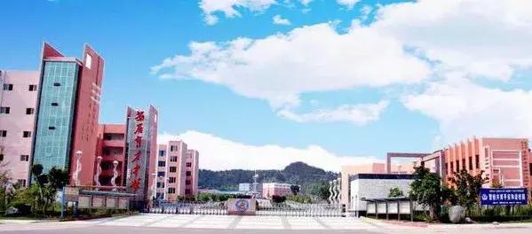 四川學(xué)校哪個好(四川哪個職業(yè)學(xué)校比較好)