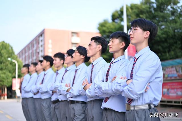 四川新華電腦學(xué)院怎么樣(四川新華電腦學(xué)院?；?