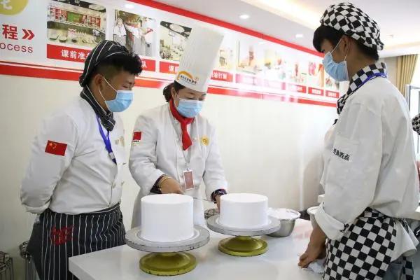 初中沒畢業(yè)上什么學?？梢?以前初中沒畢業(yè)可以上什么學校)